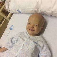 Lanzan una campaña para conseguir un donante para un niño de cinco años con Síndrome de Down que padece leucemia