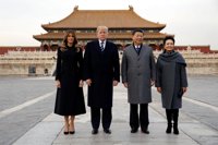 Xi Jinping agasaja a Trump en el arranque de su visita oficial a China