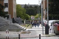 Suspenden de empleo y sueldo por un periodo de 14 meses al profesor de la UCM denunciado por acosar a alumnas