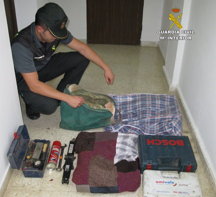 Objetos recuperados por la Guardia Civil. 