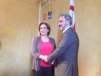 BComú abre la consulta a las bases sobre la continuidad del pacto municipal con el PSC