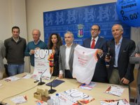 Unos 1.700 atletas, entre ellos Abel Antón, participan este domingo en la XXX Media Maratón Elvas-Badajoz