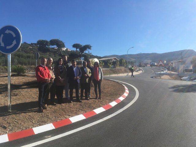 Visita a las obras ejecutadas en el acceso a Fuensanta de Martos.