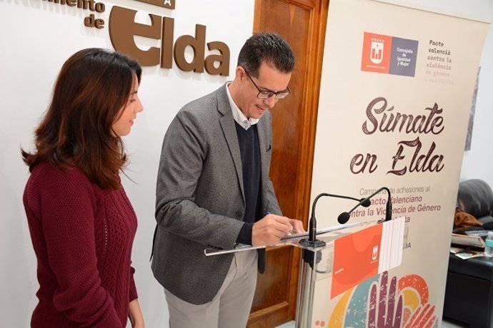 Imagen de archivo de al adhesión de Elda al Pacto contra la violencia de género