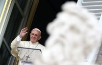 El Papa prohíbe la venta de cigarrillos en el Vaticano a partir de 2018