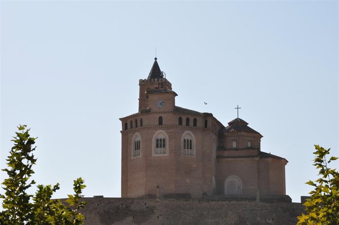 Quinto reabre la Iglesia de El Piquete tras 34 años de obras 