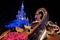 Los ingresos de los parques y resorts de Disney aumentaron un 8% al cierre de su año fiscal