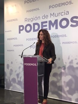 La diputada regional de Podemos, Mª Ángeles GArcía Navarro