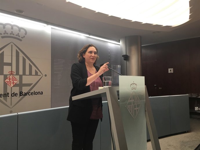 L'alcaldessa de Barcelona,  Ada Colau