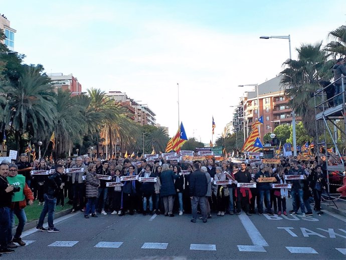 Familiares de soberanistas encarcelados. Manifestación en Barcelona