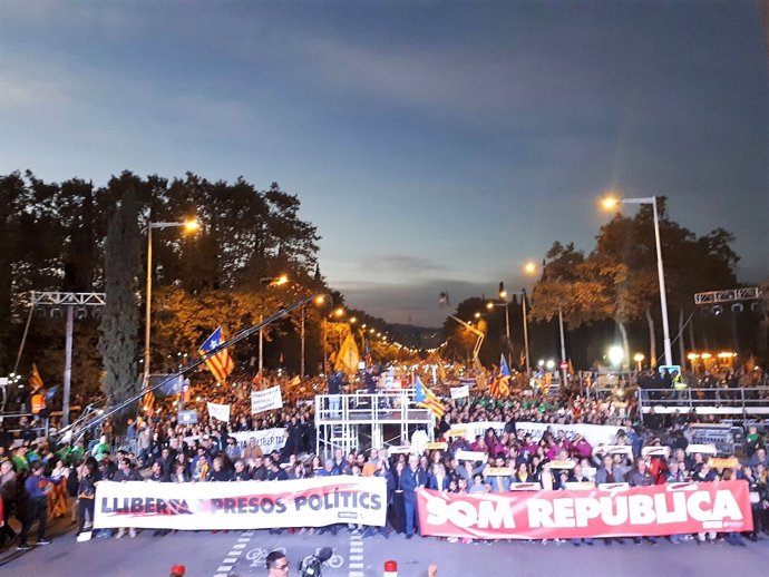 Manifestació per l'alliberament dels independentistes empresonats