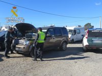 Detenido en Níjar (Almería) un joven acusado de intentar robar junto a otro dentro de un coche