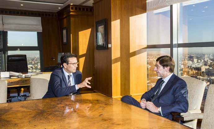 Reunión del alcalde de Granada con el presidente de Bankia