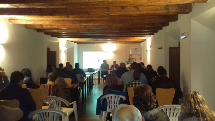 La Junta presenta 'Tu municipio emprende'