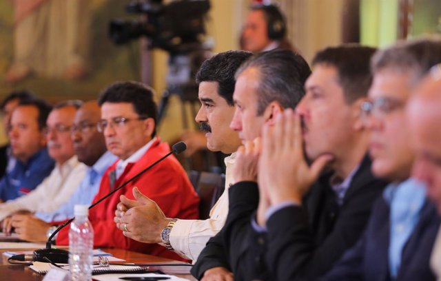 Nicolás Maduro reunido con su Gobierno