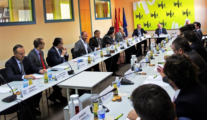 Juan Hernández preside el acto de constitución de la Fundación Isaac Peral