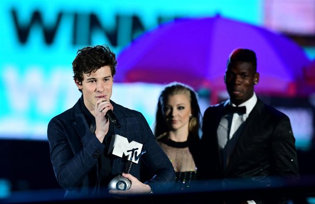 Shawn Mendes accepts the award for best song on stage during the MTV Europe Musi
