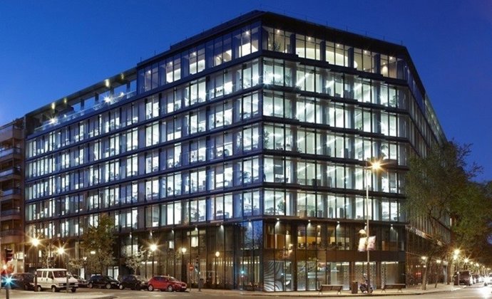 Edifici d'Axiare al carrer Almagro de Madrid