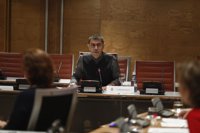 Monedero compara la comisión de investigación sobre financiación de partidos del Senado con "las Cortes franquistas"