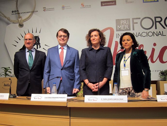 Inaguraciónd el Foro del Ibérico en Salamanca.                             