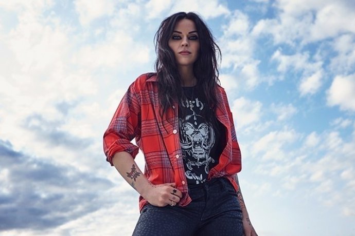 AMY MACDONALD
