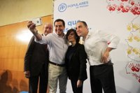 Sáenz de Santamaría afirma que la Junta de Andalucía necesita un cambio  "por salud democrática, económica y social"