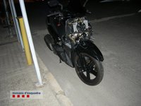 Denunciado un conductor ebrio que dejó herido grave a un motorista al saltarse un stop