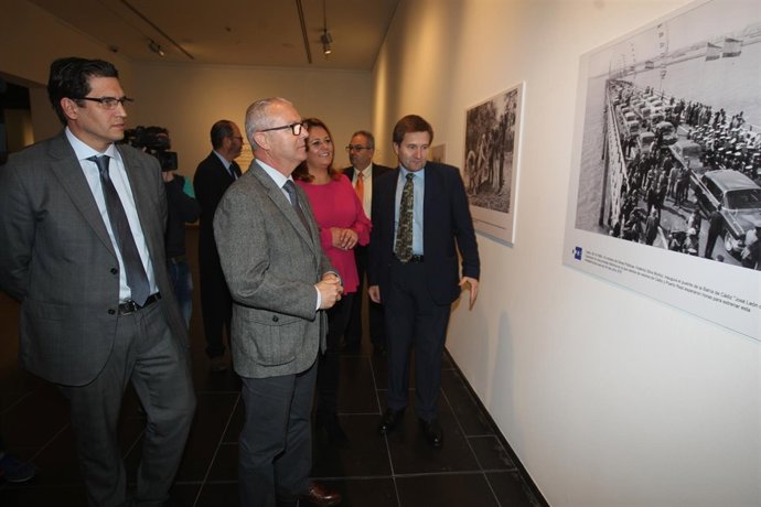 Exposición fotográfica sobre la historia de Andalucía de Unicaja
