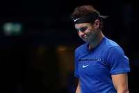 Nadal cae y se retira de Londres por problemas en la rodilla; Carreño ocupa su lugar