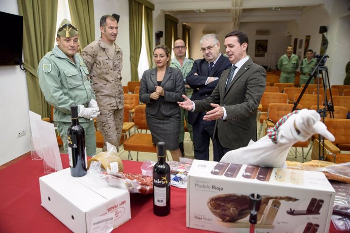 Diputación ha entregado al contigente 'Besmayah' casi 500 kilos de alimentos.