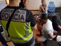 Desarticulada una organización dedicada a la explotación sexual de mujeres mediante el método del "lover-boy"