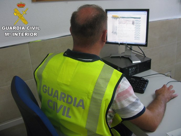 Guardia Civil: Remitiendo Nota De Prensa