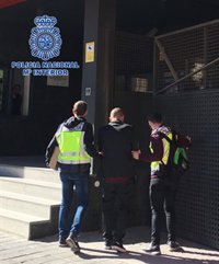 Detenido en un hotel de Murcia un estafador a la fuga