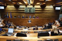 "Cada cual se va a retratar", dice Fernández sobre el presupuesto, apelando a la "responsabilidad" de Podemos