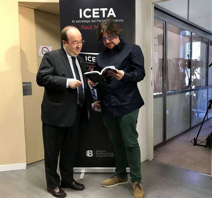 Miquel Iceta (PSC) i el periodista Raúl Montilla