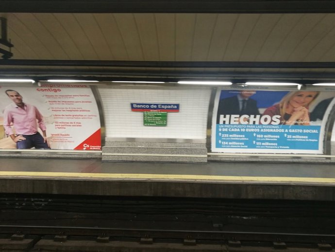 Carteles promocionales de Ciudadanos y PP de Madrid en Banco de España