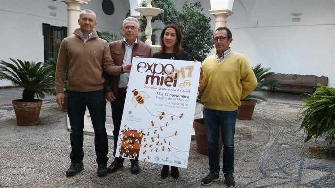 Pozuelo, durante la presentación de Expomiel 2017