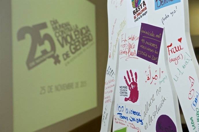 Acció en el dia internacional contra la Violència de Gènere
