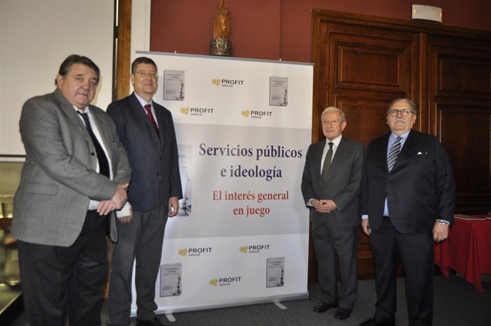 El libro se ha presentado en la Cámara de Comercio de Zaragoza. 
