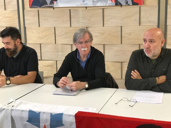 Juan Martín Guevara, germà del Che, en roda de premsa amb Agora Galiza
