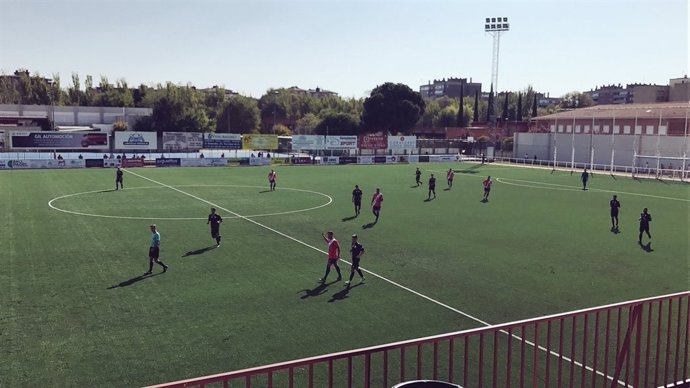 Carteles contra los gritos de padres a hijos en los partidos llegan a Torrejón