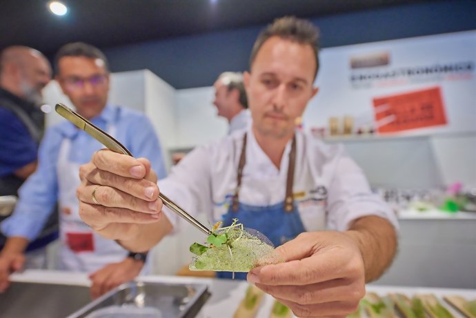 Nota De Prensa Y Fotografías: Gastronomía Festival