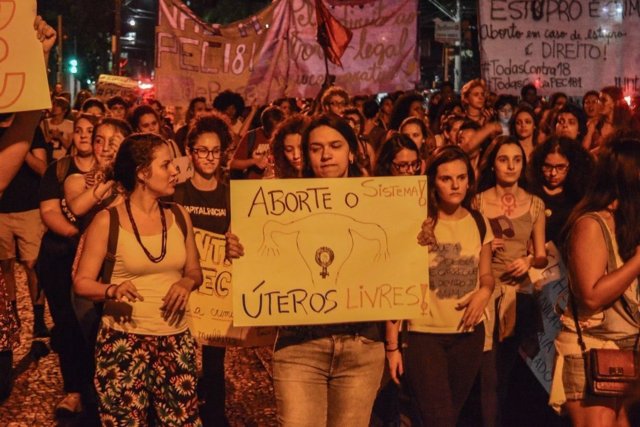 Protestas en contra de la prohibición del aborto