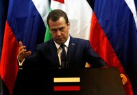 Medvedev asegura que intercambió impresiones con un "abierto y amistoso" Trump durante la cumbre ASEAN