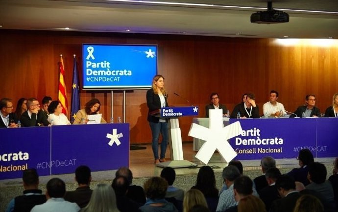 Marta Pascal davant el Consell Nacional del PDeCAT