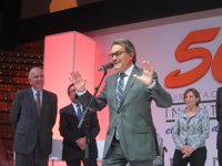 Mas dice que Euskadi es "casi independiente" desde el punto de vista financiero y Cataluña "absolutamente dependiente"