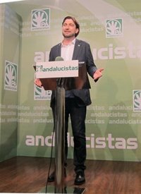 Tribunales.- El PP de Tomares asevera que "el principal imputado" por las contrataciones es el portavoz del PA