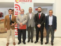 La Junta presenta a representantes del comercio de la provincia de Málaga nuevas ayudas para su modernización