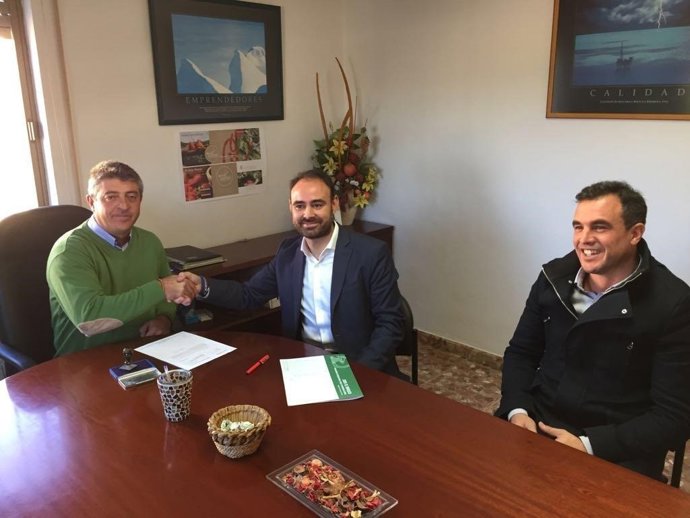 1 Nota Y 2 Fotos Junta (Resolución Opfh Frutos Condado)