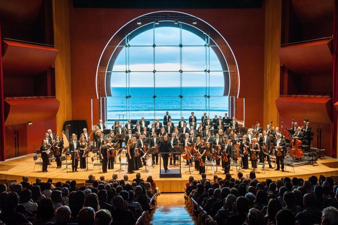 La OFGC y Karel Mark Chichon en Auditorio Alfredo Kraus